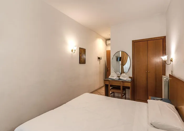 Otel Pomezia Roma