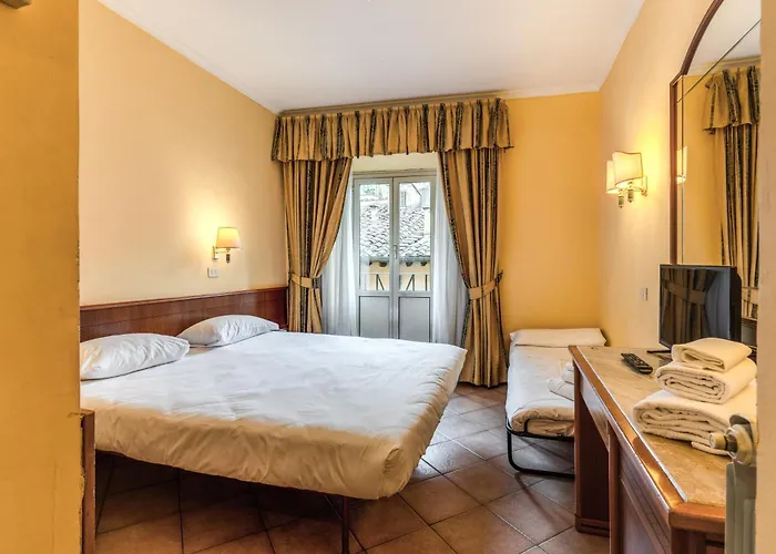 Otel Pomezia Roma